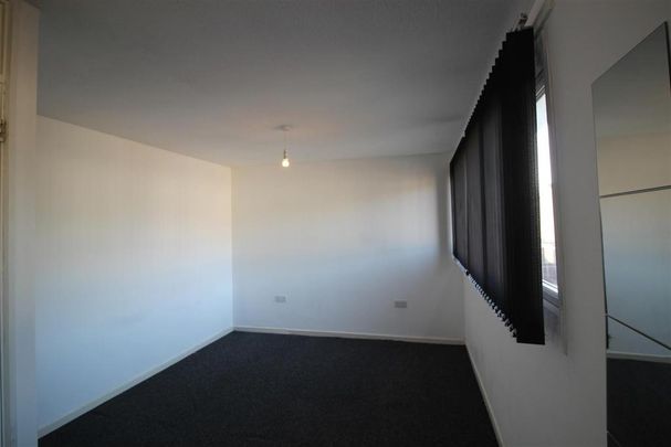 2 bedroom semi-detached house to rent - Photo 1
