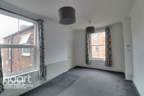 3 bedroom maisonette to rent - Photo 1