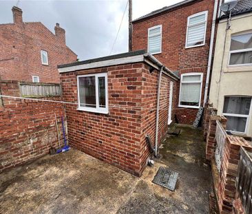 2 bedroom terraced house to rent - Photo 6