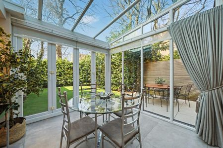 4 bedroom semi-detached house to rent - Photo 3
