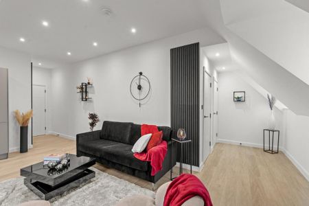 2 bedroom apartment to rent - Photo 2