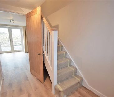 2 bedroom semi-detached house to rent - Photo 5