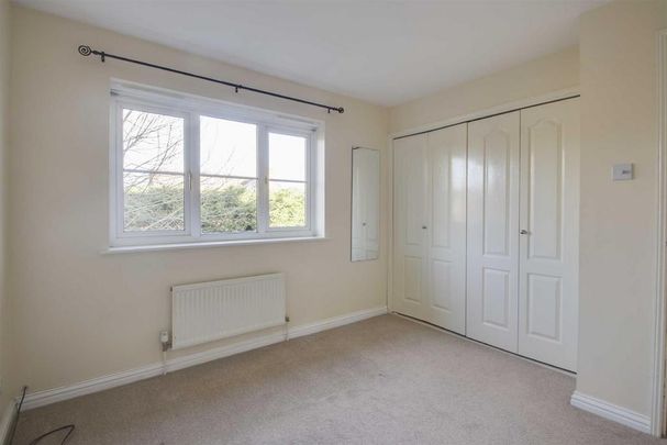 4 bedroom detached house to rent - Photo 1