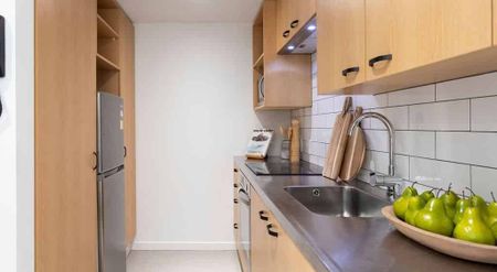 Latimer Square Central City Living! - Photo 2