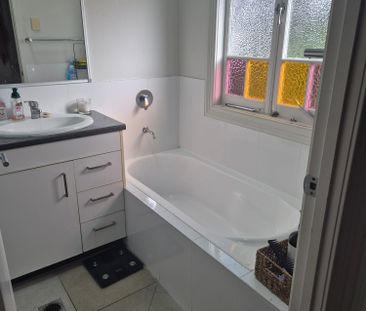 North Booval - Photo 6