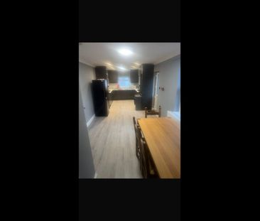 Room in a Shared House, Harrowdene Road, BS4 - Photo 3