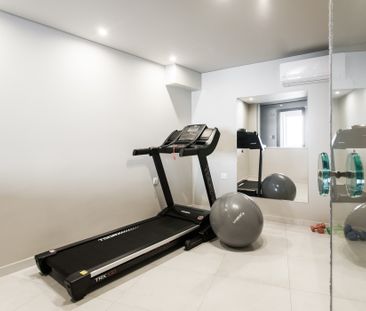 Adorable 1BR Apartment at WYZ Athens - Photo 3