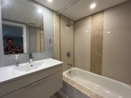 For Lease - 527 HALE Street Unit# LOWER, London East, Ontario - Photo 2