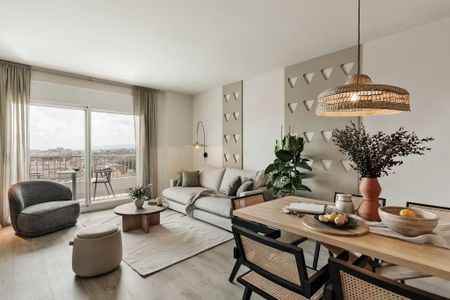 Carrer d'Aragó, Barcelona, Catalonia 08015 - Photo 2