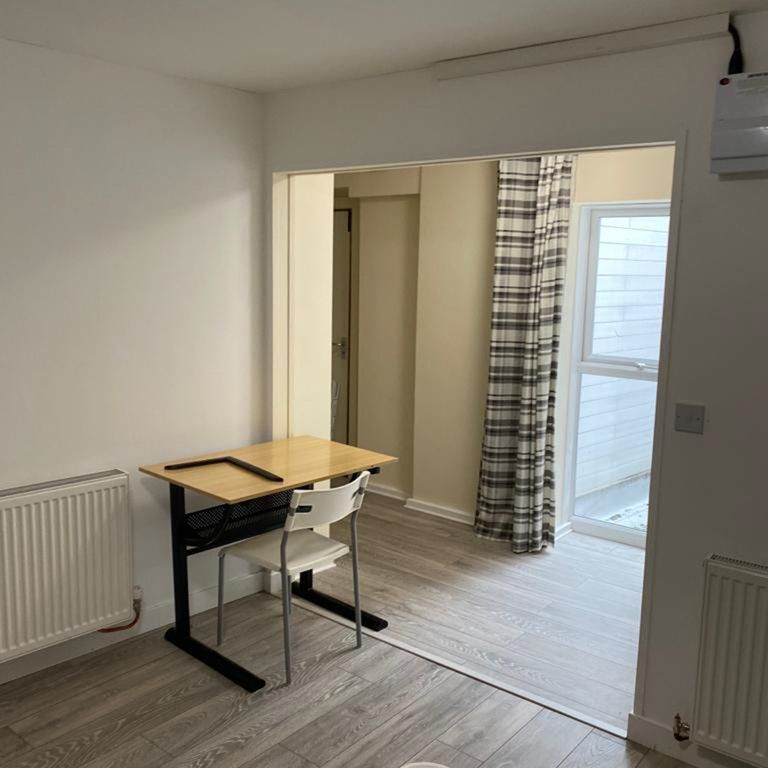 1 Bedroom Studio, Chester - Photo 1