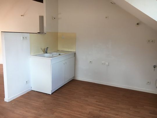Location Appartement 3 pièces 47m² CHATELLERAULT 86100 - Photo 1