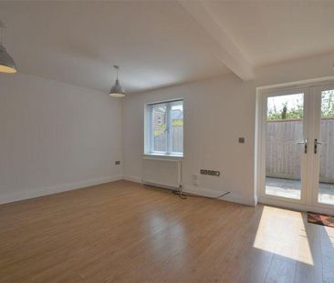 3 bedroom detached house to rent - Photo 1