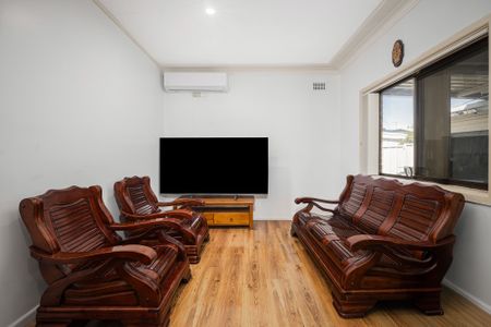 Spacious Comfort with Style and Convenience - Photo 2