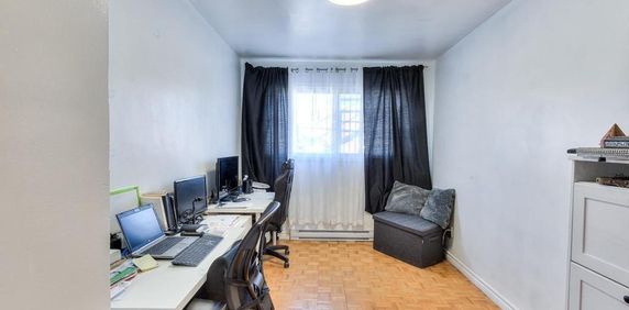 Maison Appartement 7 1/2 à louer St-Leonard / House for rent - Photo 2