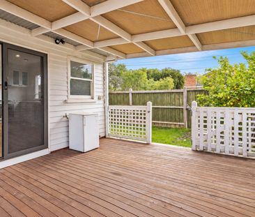 6 Perth Avenue, Albion, VIC, 3020 - Photo 4