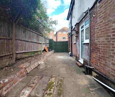 Glendale Avenue, Edgware, HA8 - Photo 6