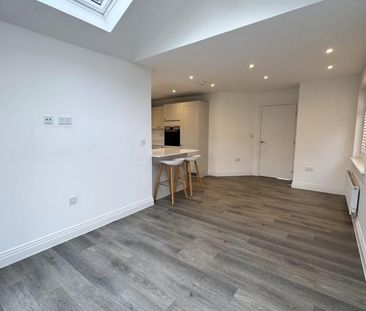 3 bedroom detached house to rent - Photo 2