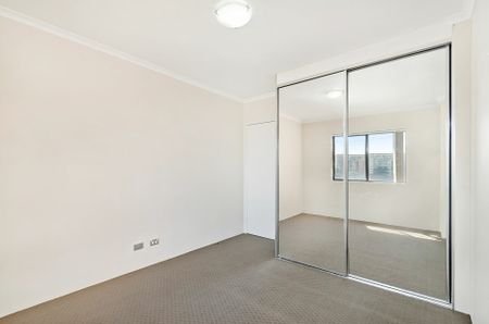 Convenience and affordability two Bedroom Apartment - Photo 5