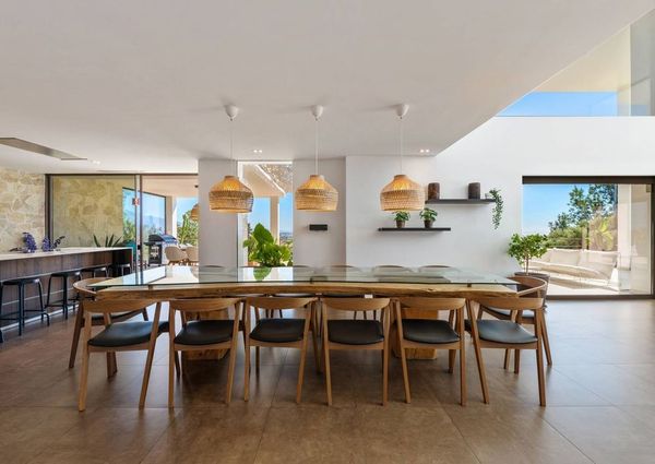 9 bedroom luxury Villa for rent in Benahavís, Andalusia