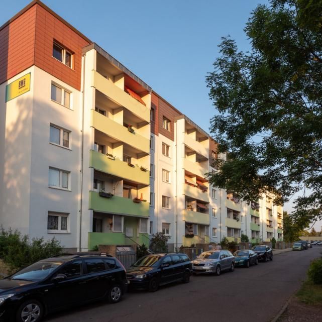 Wir sanieren für Sie - 3 Zimmer-Wohnung in Halle - Photo 2