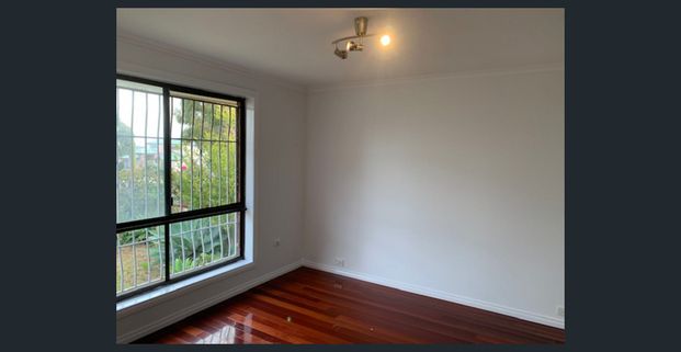 GREAT SIZE FAMILY HOME - Photo 1