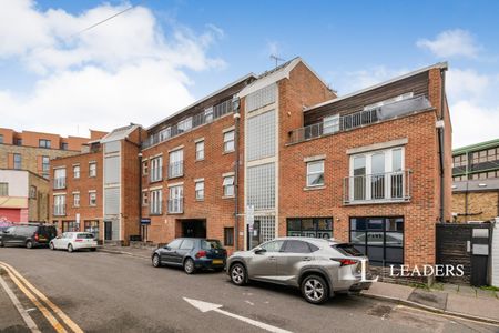 1 bedroom room to rent Southsea Road, Kingston Upon Thames, KT1 - Photo 5