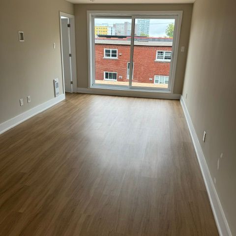 366 Winona Ave - Photo 1