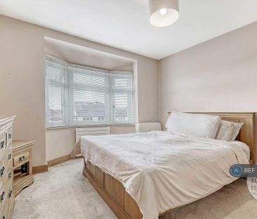 1 bedroom in a house share to rent - Photo 6