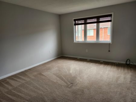 For Lease - 786 Bolingbroke Drive, Milton, Ontario - Photo 3