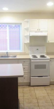 Pet friendly 2 bedroom basement suite - Photo 1