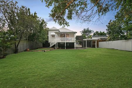 74 Oates Parade, Northgate QLD 4013 - House For Rent | Domain - Photo 2