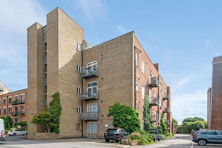 2 bedroom flat to rent - Photo 5