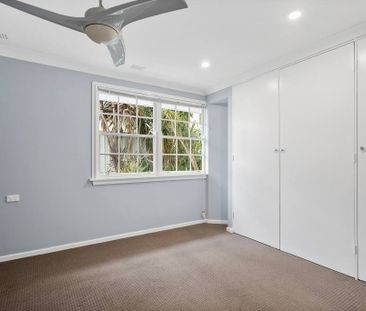 Comfortable Family Home in a Convenient Location - Photo 3