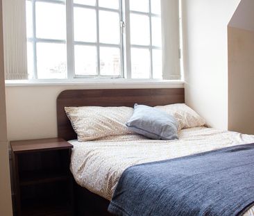 Apt 9, 12a Clarendon Road - Photo 3