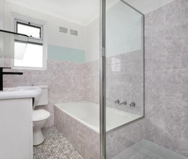 Stylish Urban Living Just Steps from Randwick Junction - Photo 2