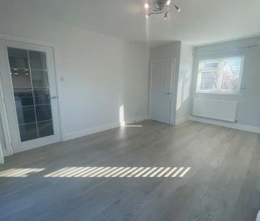 Peterborough Road, Farcet PE7 3BH, Property for rent - Photo 1