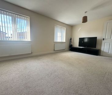 2 Bedroom - Photo 2