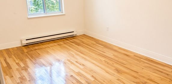 4 1/2 LOGEMENT À LOUER à Côte-des-Neiges - Photo 2