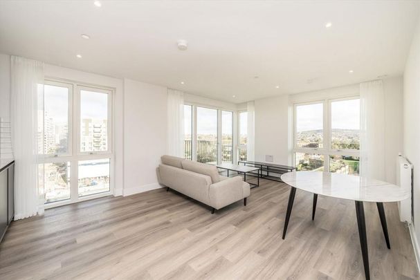 3 bedroom flat to rent - Photo 1