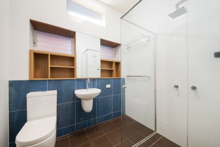 Duplex Sized, Renovated Apartment with Spacious Deck - Photo 3