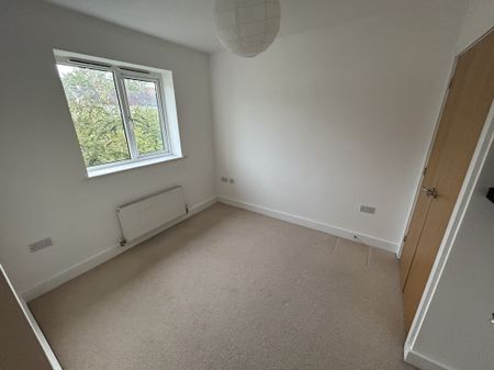 Argyle Street, Swindon - Photo 2