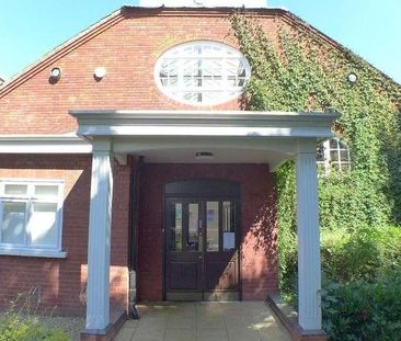 Rowanwood Avenue, The Hollies, DA15 - Photo 6