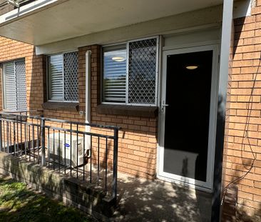 Well-Presented 2 Bedroom Unit - Photo 2