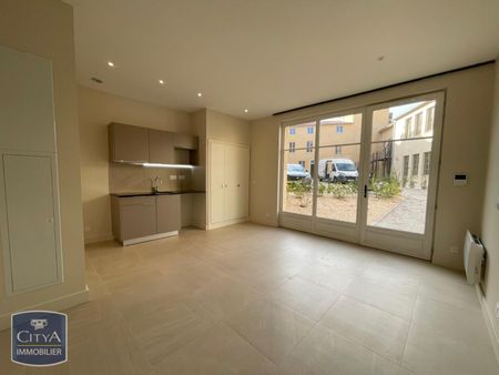 Location Appartement 2 pièces 40m² NARBONNE 11100 - Photo 5