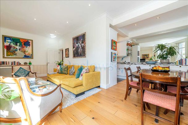 Old Brompton Road, South Kensington - Photo 1