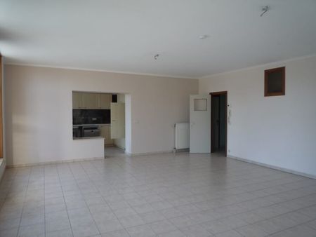 Appartement te huur - Foto 2