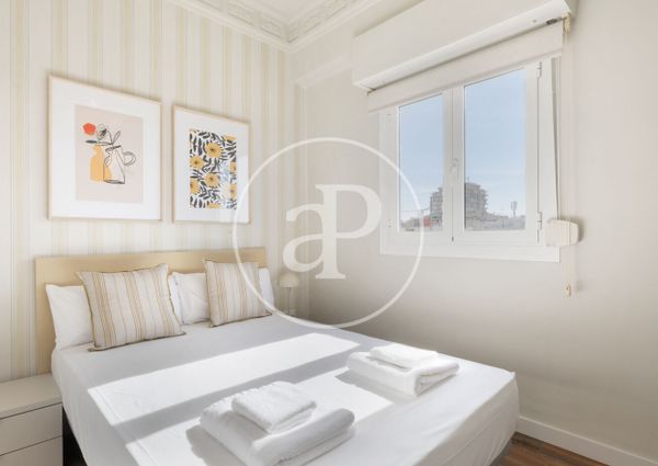 Penthouse for rent with Terrace in San Francesc (Valencia)