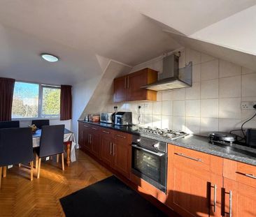 2 bedroom semi-detached house to rent - Photo 4