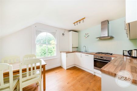 Wood Vale, London - Photo 3