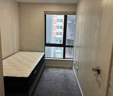 Auckland CBD – Cozy Comfort Meets Urban Convenience - Photo 1